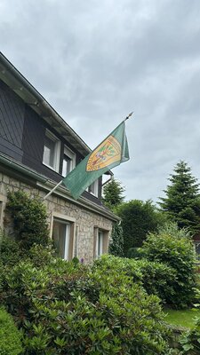 Hausbeflaggung Fahne mit Logo - groß