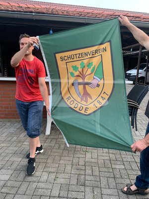 Fahne mit Vereinslogo