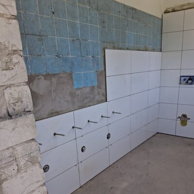 Umbau Toilettenanlage 12